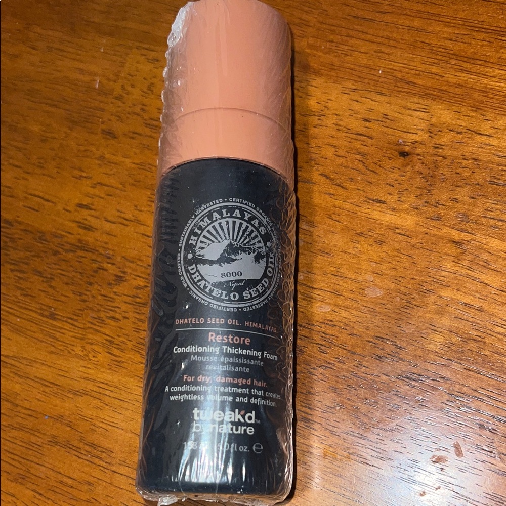 Restore Conditioning Thickening Foam - Black and Pink